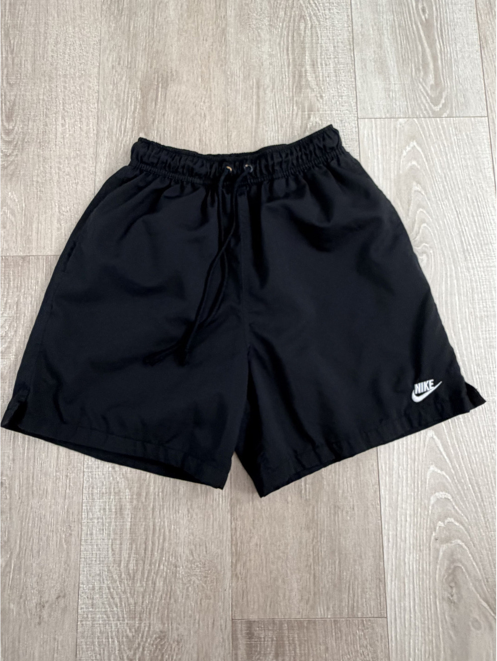 Nike Club Mens Woven Flow Shorts with Drawstring Waist Size Small
